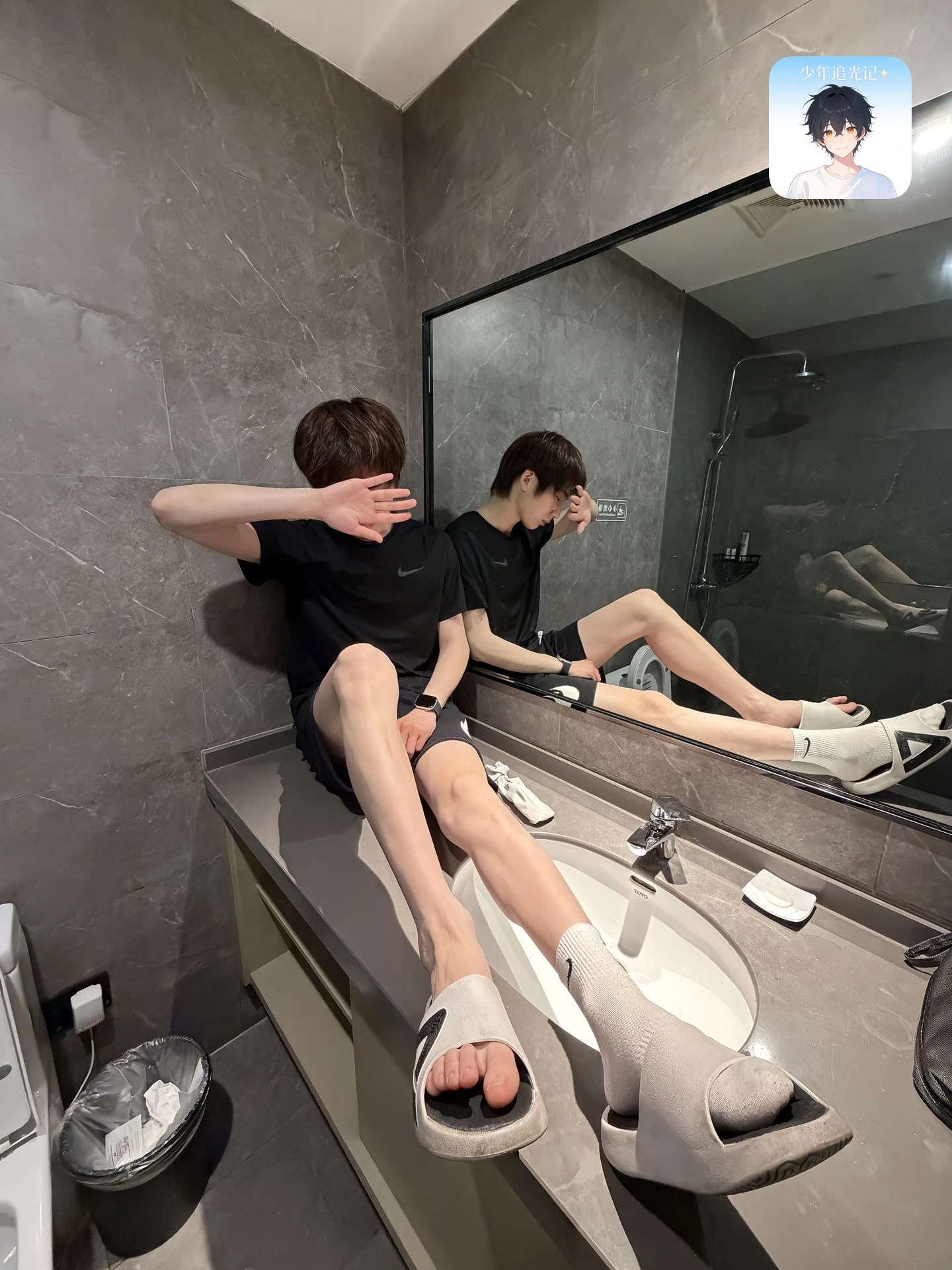 王位该让给我了